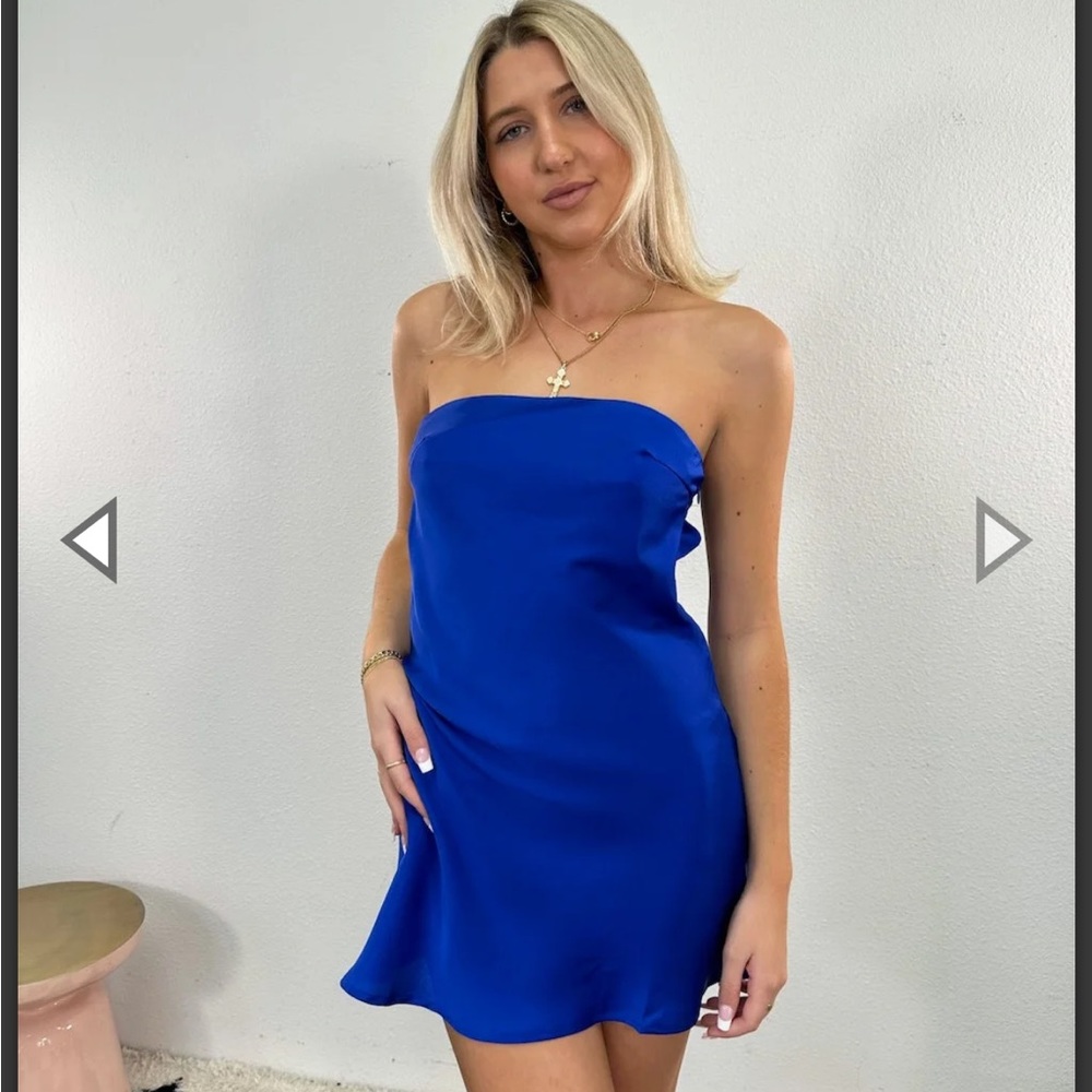 TAKE MY LOVE DRESS-Isabelle’s cabinet size small